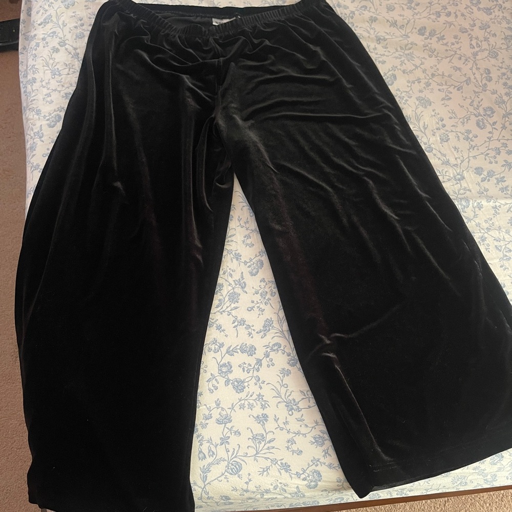 Black Velvet Wide-Leg Pants